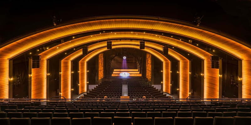 Hamburg: Harry Potter and the Cursed Child Theater - Performances and familiar characters