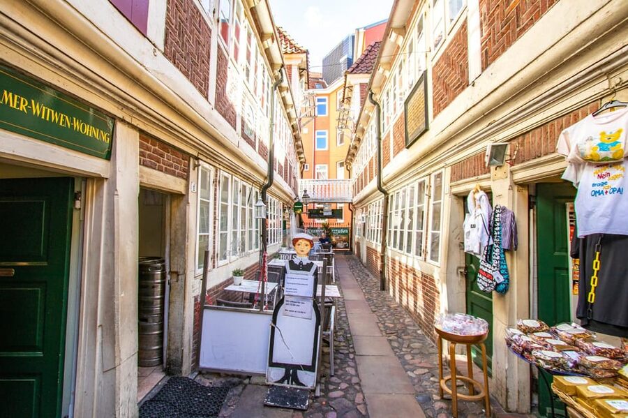 Hamburg: In the footsteps of the Beatles with a Local - Key points to know before booking