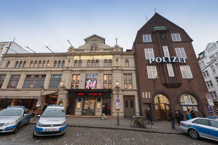 Hamburg: Olivia Jones Tour with Iconic Barker Fabian - Looking inside an S&M studio