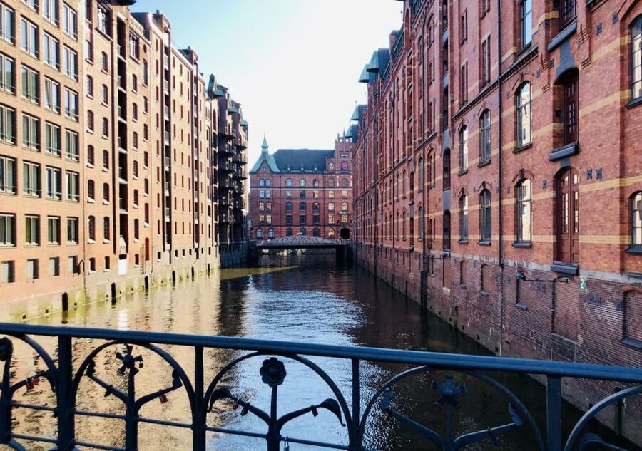 Hamburg: Private Tour UNESCO Speicherstadt and HafenCity - Should you book it?