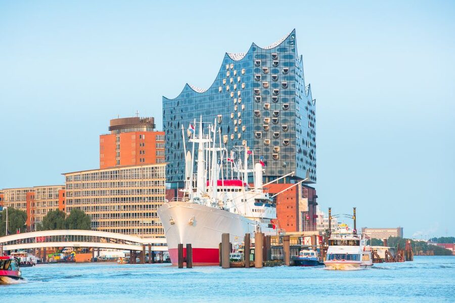 Hamburg: Speicherstadt and HafenCity Tour - Why Speicherstadt and HafenCity make a smart pairing