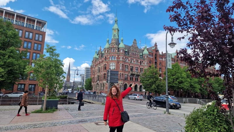 Hamburg: Speicherstadt, HafenCity + Elbphilharmonie Tour - A two-hour walk through Hamburg’s old and new harbor