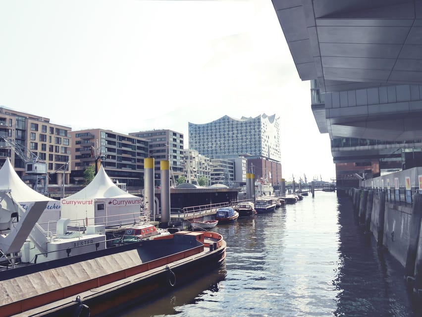 Hamburg: Speicherstadt & HafenCity Tour - How the two-hour format works
