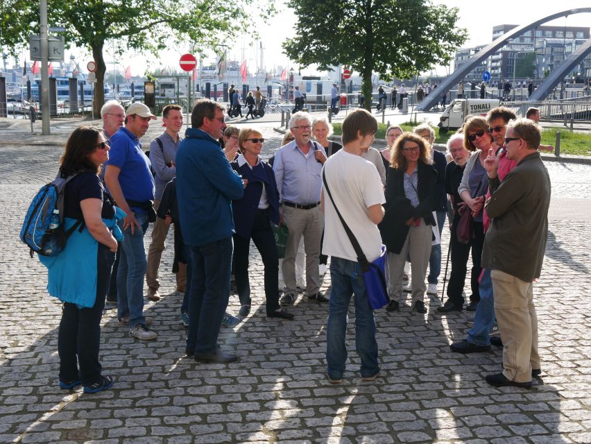 Hamburg: Speicherstadt & HafenCity Tour - From Harbor Police Station No. 2 to the Hanseatic Trade Center