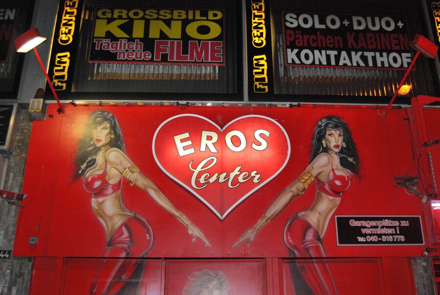 Hamburg: The Ultimate Sex, Drugs, and Hotdog Tour - Is $353 good value for your group?