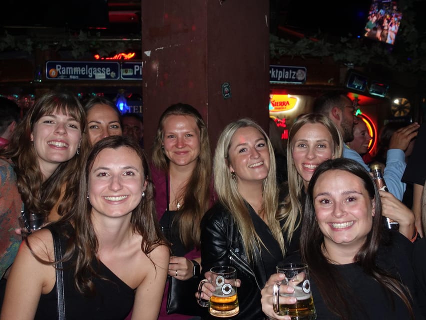 Hannover: Private pub crawl with insider-guide & free shots - What is included, and what is not