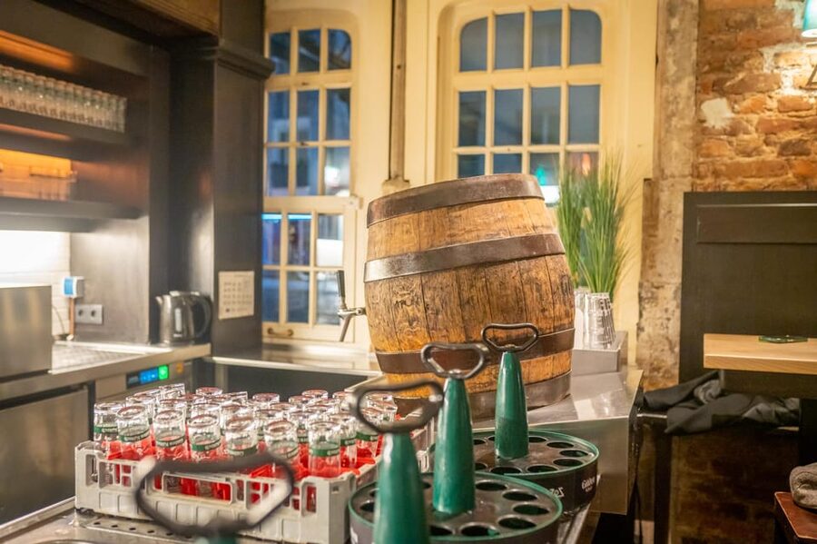 Informative and fun brewery tour in German, public - Should you book this Cologne beer tour?