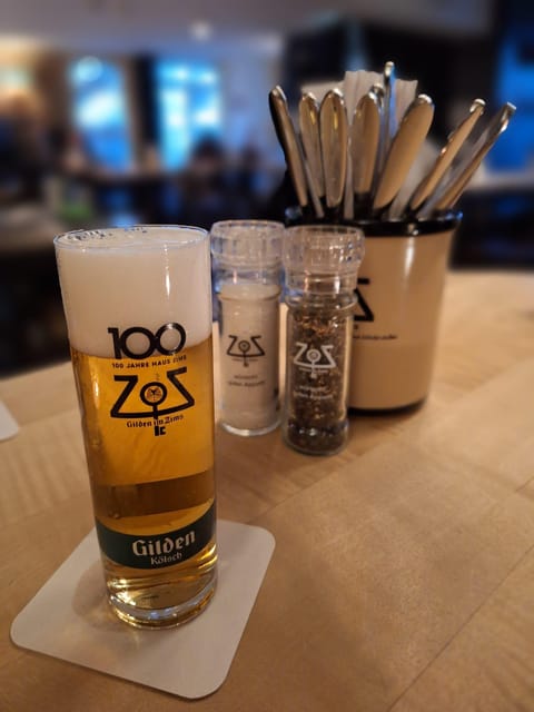 Informative and fun brewery tour in German, public - Bierhaus en dr Salzgass: ending with tips for the rest of Cologne