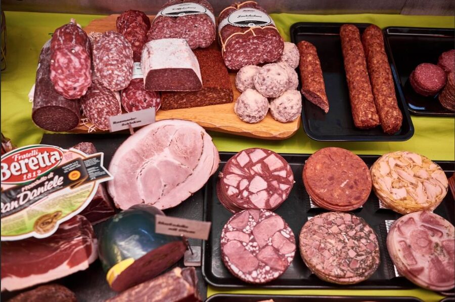 Leipzig: 3 dangerously delicious hours in Eisenbahnstraße - The pace, weather, and physical demands