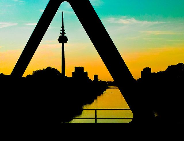 Mannheim: Segway Tour along the Neckar River - From the Collini Center to the Museum Ship