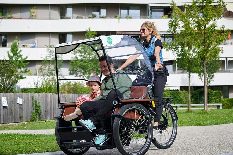Munich: Day-rent rickshaw and explore Munich yourself - What the Munich Coolly® rental is really like