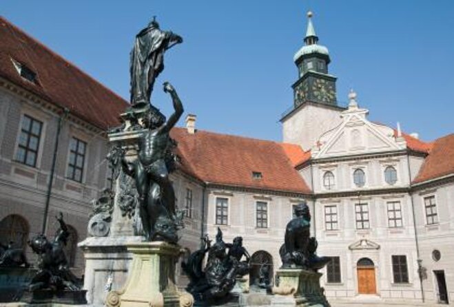 Munich History Tour: Private & Personalized with a Local Guide - Key points at a glance