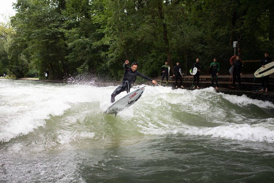 Munich Surf Experience Surfing In Munich Eisbach River Wave - When the Three-Hour Format Works Best