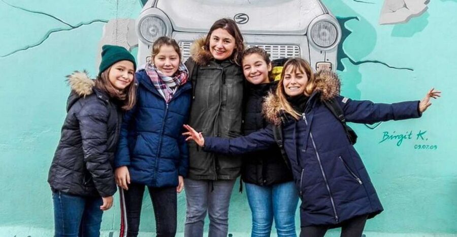 Private custom tour with a local guide Berlin - Before the walk, tell your guide what matters to you