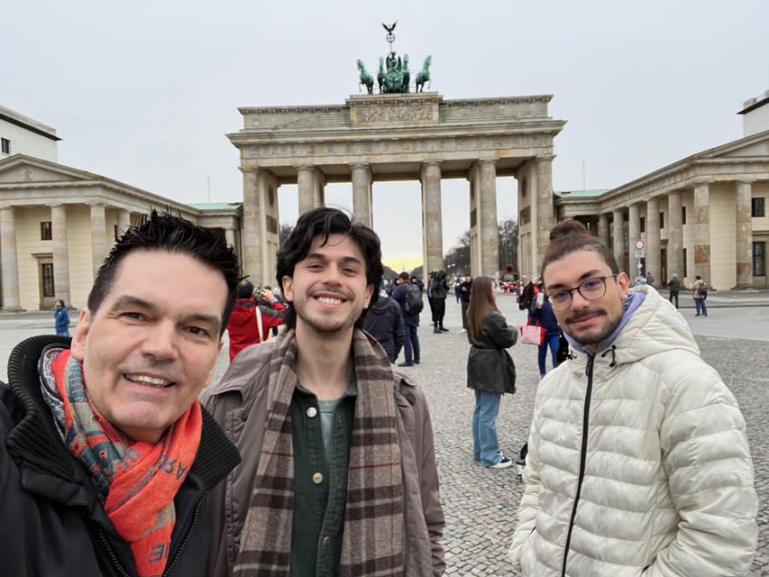 Private Taxi Tour through Berlin Extended & Relaxed ca 6-8h - Checkpoint Charlie and short walking exits
