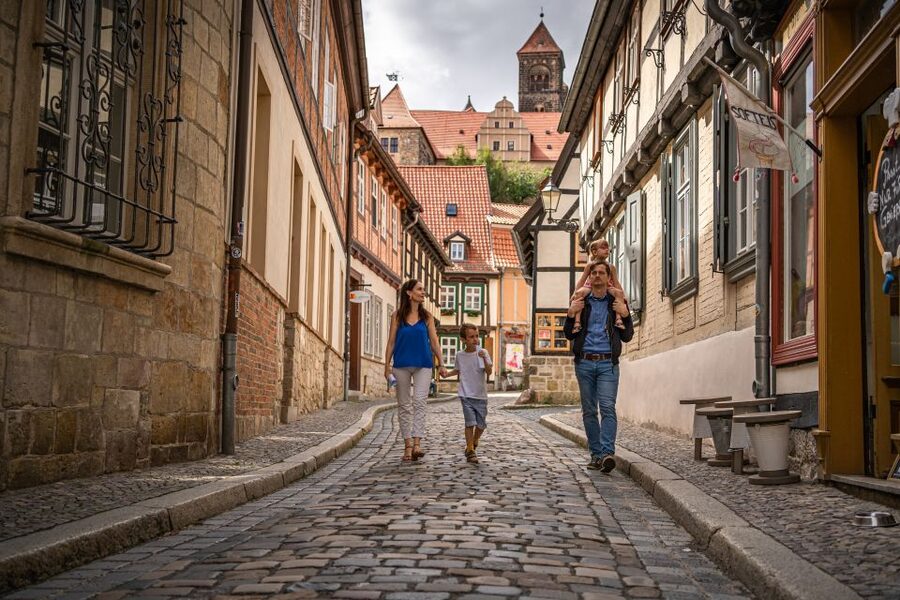Quedlinburg: Guided City Highlights Walking Tour - Practical Details Before You Book
