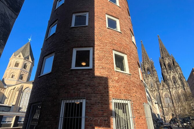 Roman Cologne: A Self-Guided Audio Tour - Schmitz Säule and the moon landing connection