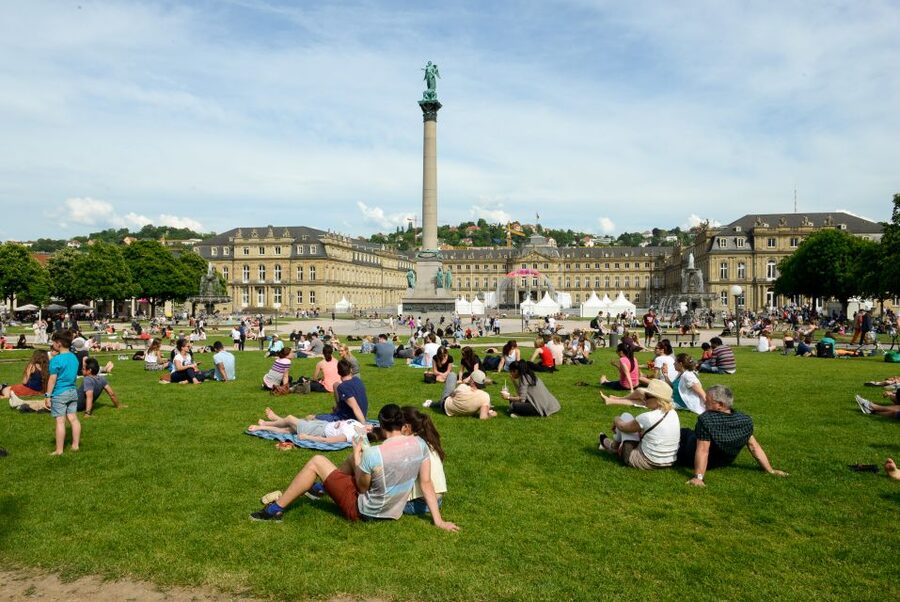 Stuttgart: entertaining guided tour to old town highlights - Why this short Stuttgart walk works