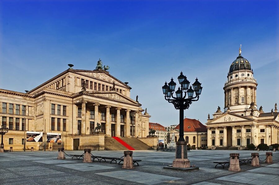 The Best of Berlin Private Guided Tour - Gendarmenmarkt and the polish of old Berlin
