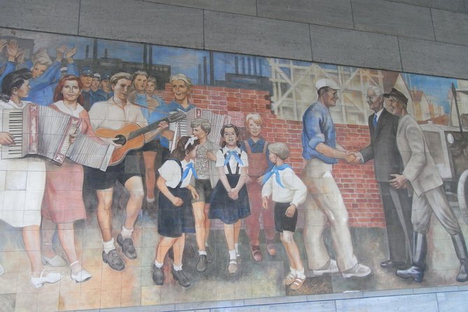 The Cold War and The Wall - Private Tour with Jacob - The Aviation Ministry and a daring escape attempt