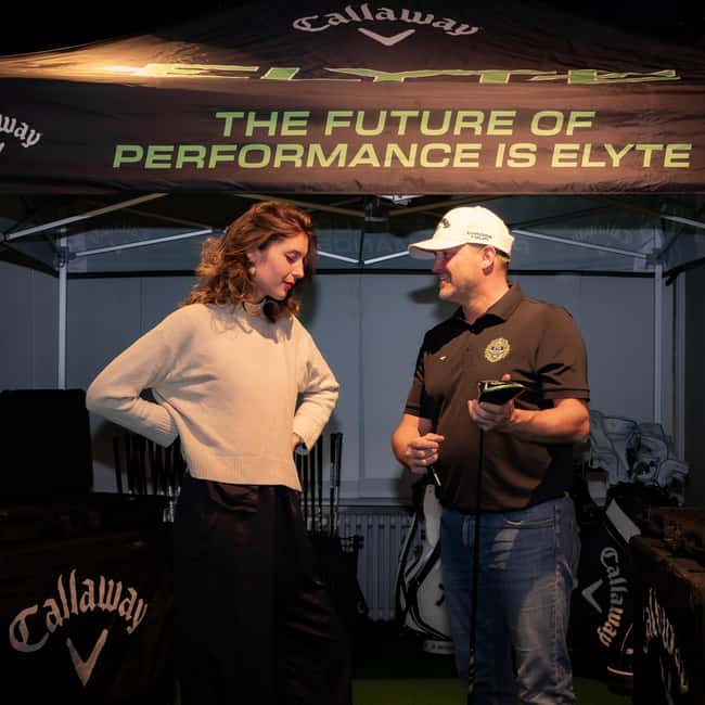 The Ultimate Berlin Golf Bar for Groups, Games & Good Times - Why two hours is the best middle choice