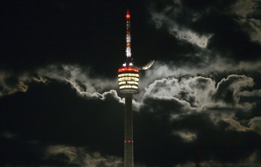 Tickets SWR Fernsehturm Stuttgart - Why the panorama café changes the visit