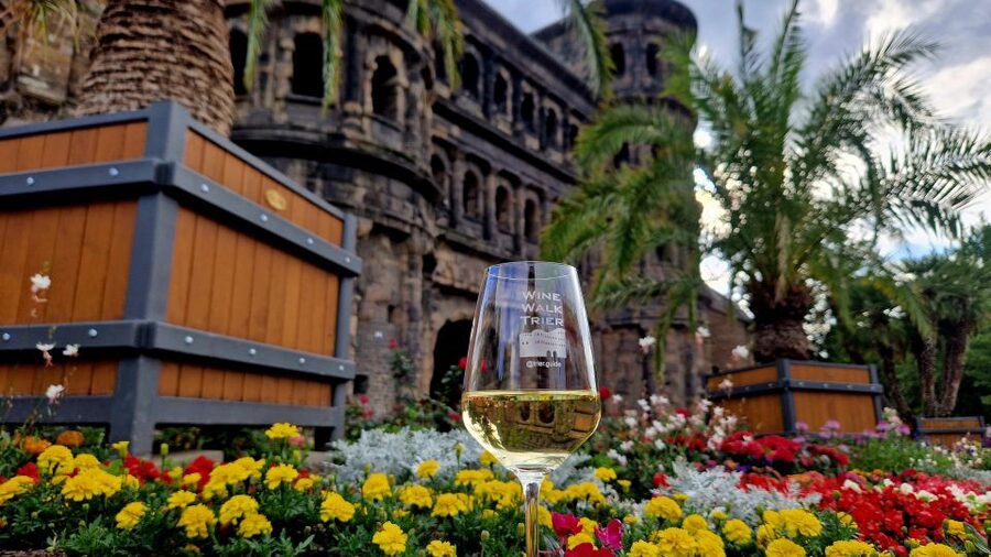 Trier: Guided City Walk with Wine Tasting - Key things to know before you book